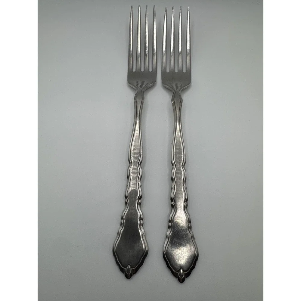 Oneida Royal Chippendale Stainless Dinner Forks Set of 2 USA Glossy Outline Edge